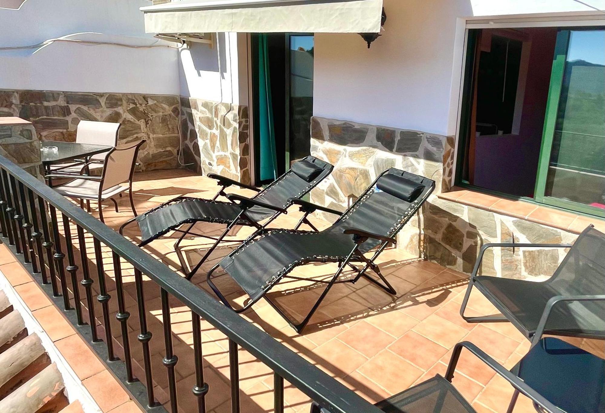 Apartamentos Axarquia , Frigiliana, Terraza Privada Con Vistas A La Montana Rio Y Al Mar Exterior photo