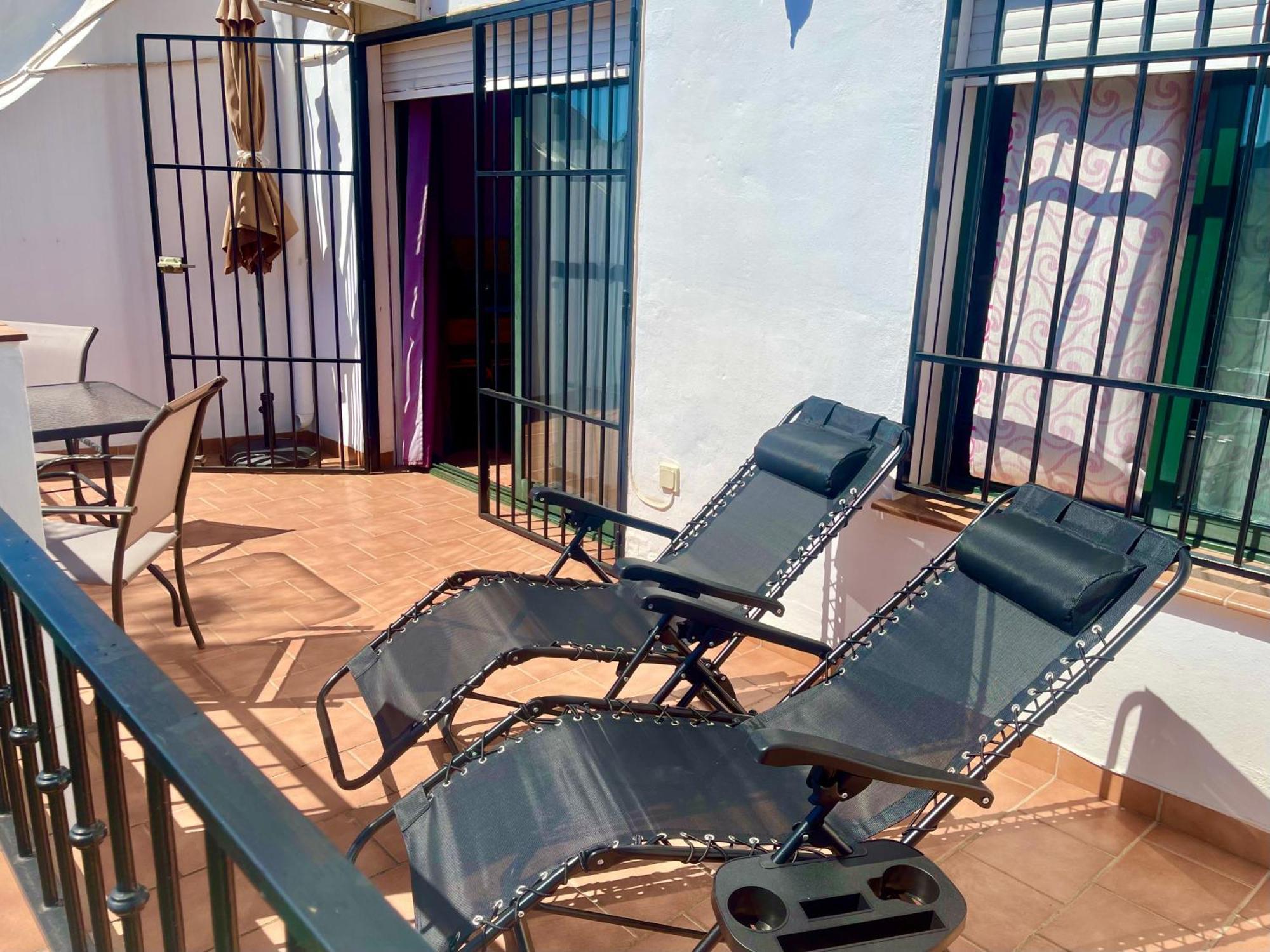 Apartamentos Axarquia , Frigiliana, Terraza Privada Con Vistas A La Montana Rio Y Al Mar Exterior photo
